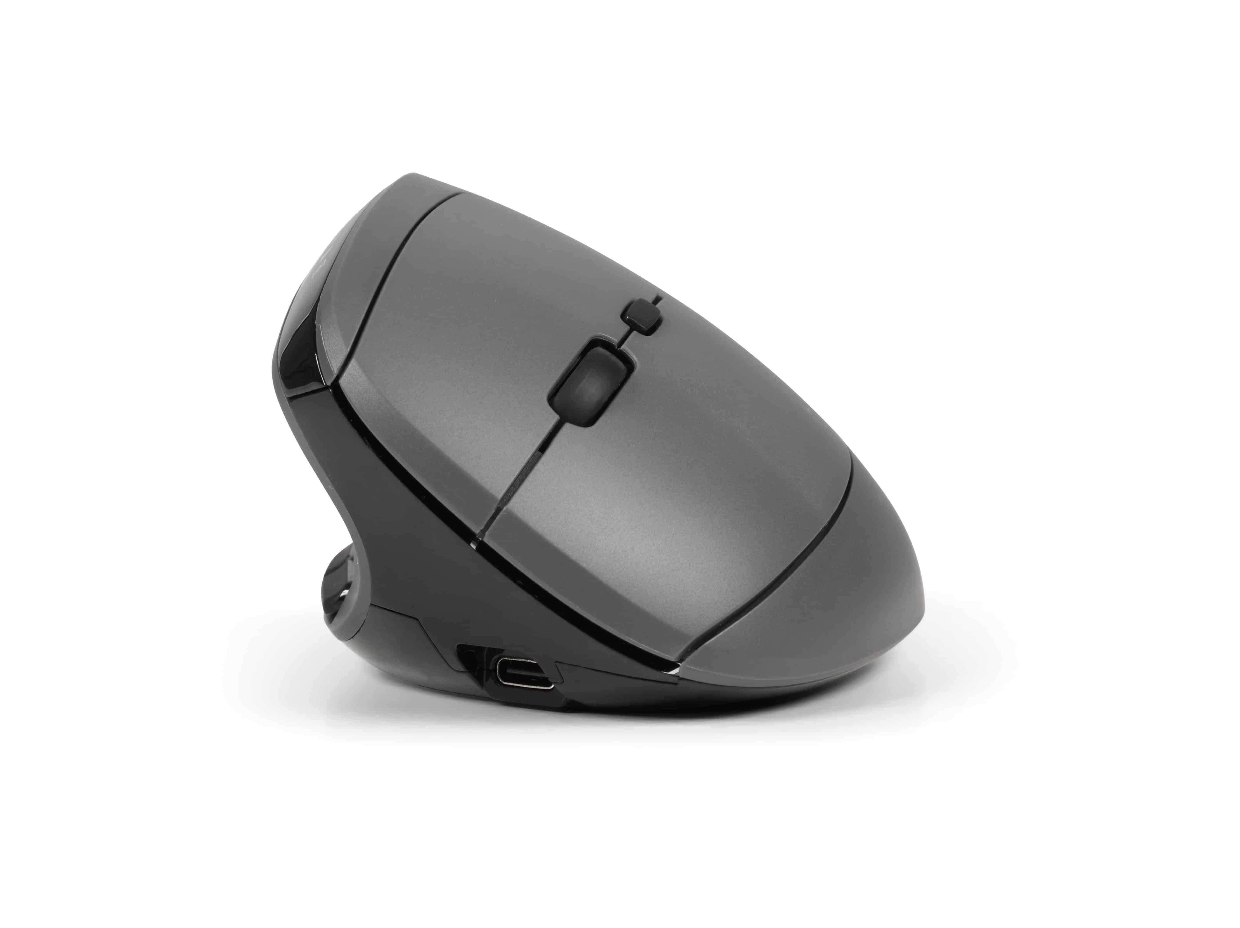 BNEMW3MVML_MidWay_P06