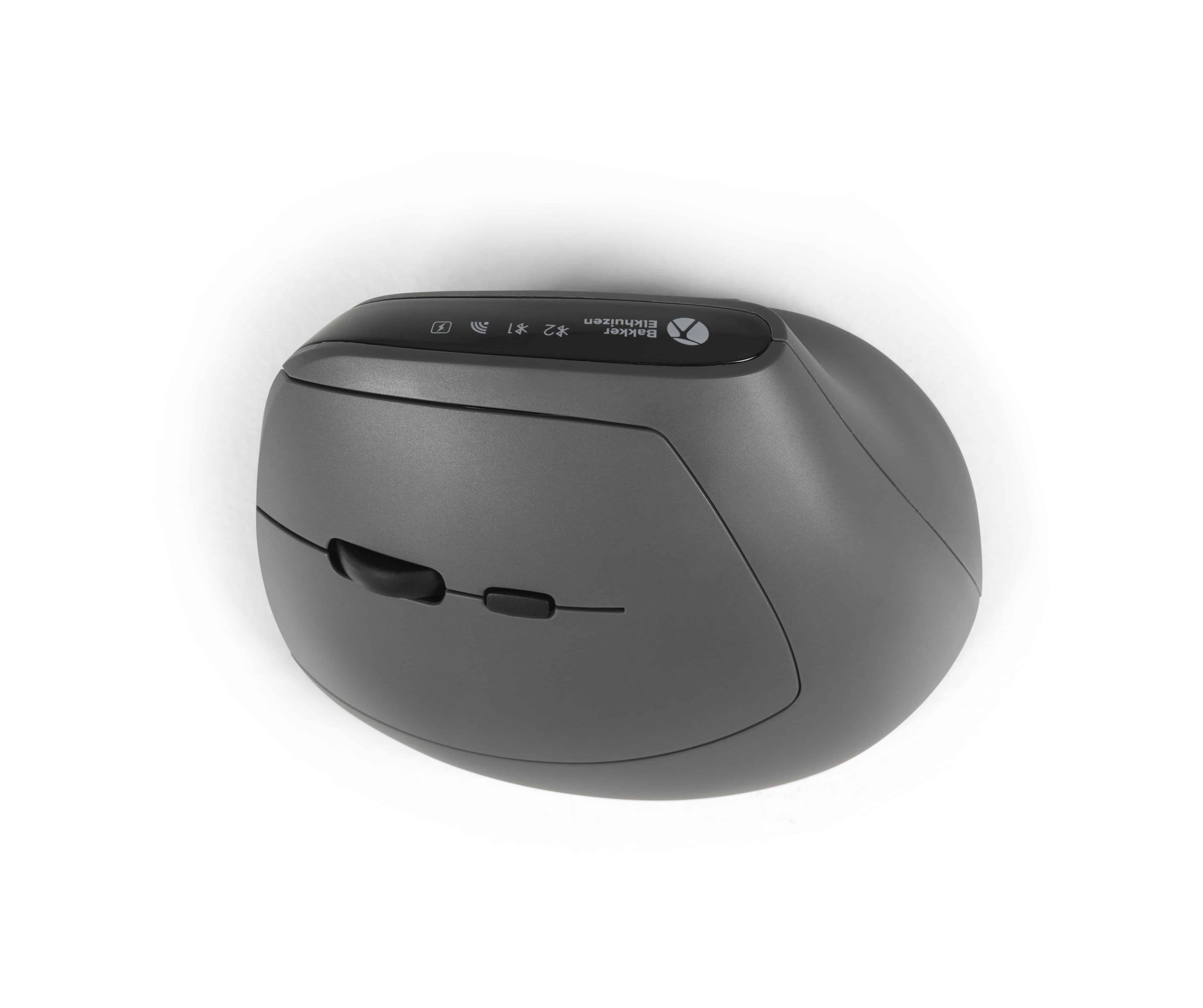 BNEMW3MVML_MidWay_P07